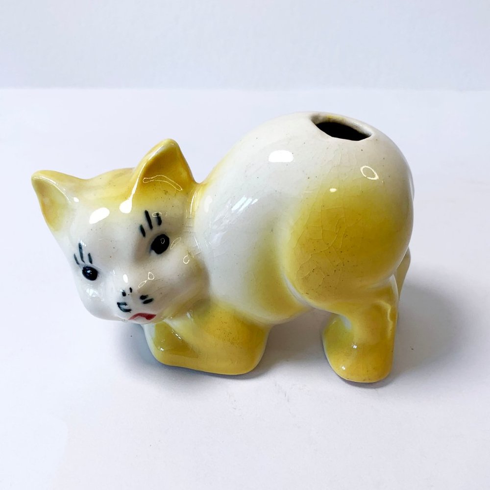 Vintage McCoy Small Yellow Cat Planter or Vase